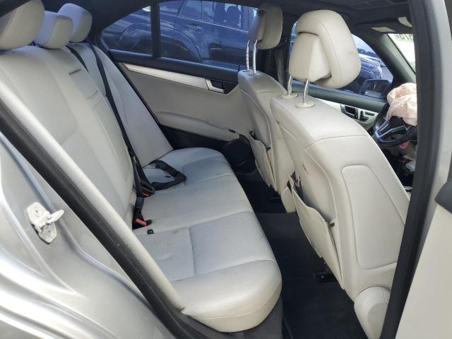 Продажа на аукционе авто 2012 Mercedes-benz C 250, vin: WDDGF4HBXCA726415, номер лота: 61769575