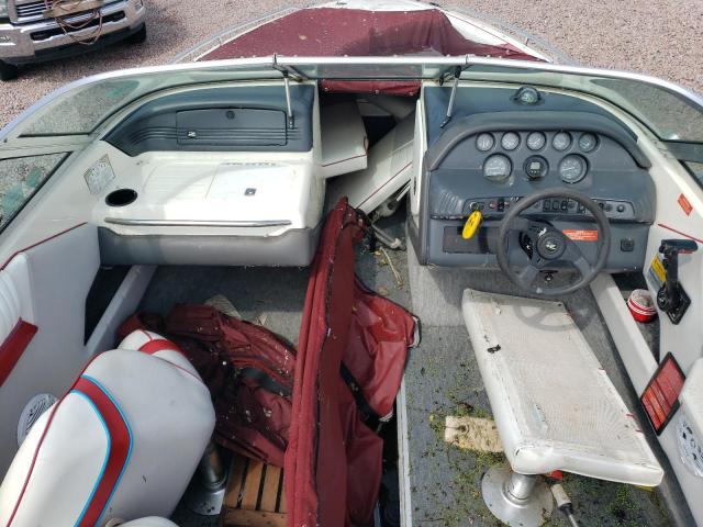 61000305 :رقم المزاد ، SERA9233D292 vin ، 1992 Sea Ray Boat مزاد بيع