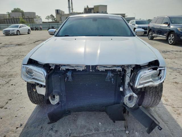 60651405 :رقم المزاد ، 2C3CCAAG6KH662254 vin ، 2019 Chrysler 300 مزاد بيع
