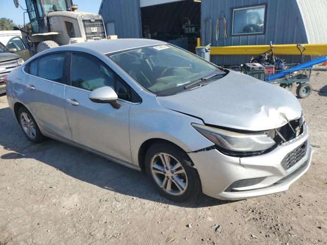 61346225 :رقم المزاد ، 1G1BE5SM8H7260648 vin ، 2017 Chevrolet Cruze مزاد بيع