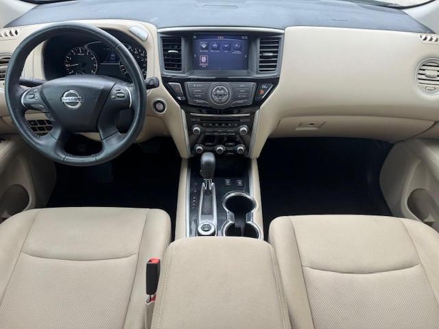 Продажа на аукционе авто 2017 Nissan Pathfinder, vin: 5N1DR2MM1HC627750, номер лота: 60175325