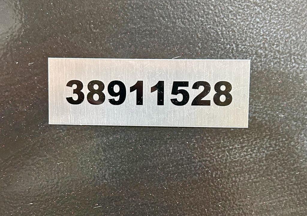 60993525 :رقم المزاد ، 38911528 vin ، 2025 Other Heavy Equipment Hvyfrmmach مزاد بيع
