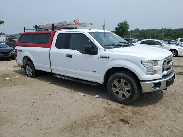 60761525 :رقم المزاد ، 1FTFX1EG8HKD04694 vin ، 2017 Ford F150 Super Cab مزاد بيع