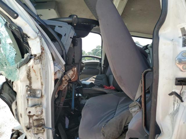 61914335 :رقم المزاد ، 54DB4J1B5FS806959 vin ، 2015 Isuzu Npr مزاد بيع