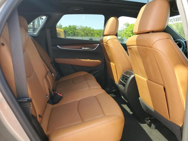 61165375 :رقم المزاد ، 1GYKNCRS1NZ126722 vin ، 2022 Cadillac Xt5 Premiu مزاد بيع