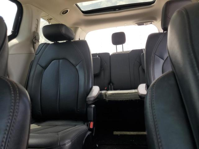 60314355 :رقم المزاد ، 2C4RC1EG8JR292904 vin ، 2018 Chrysler Pacifica مزاد بيع