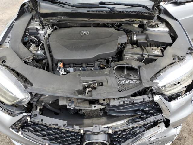 59441725 :رقم المزاد ، 19UUB3F33JA001817 vin ، 2018 Acura Tlx مزاد بيع