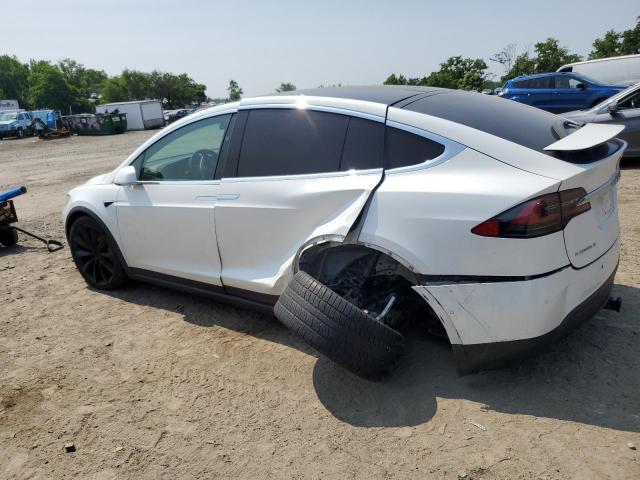 60327275 :رقم المزاد ، 5YJXCBE27HF055831 vin ، 2017 Tesla Model X مزاد بيع