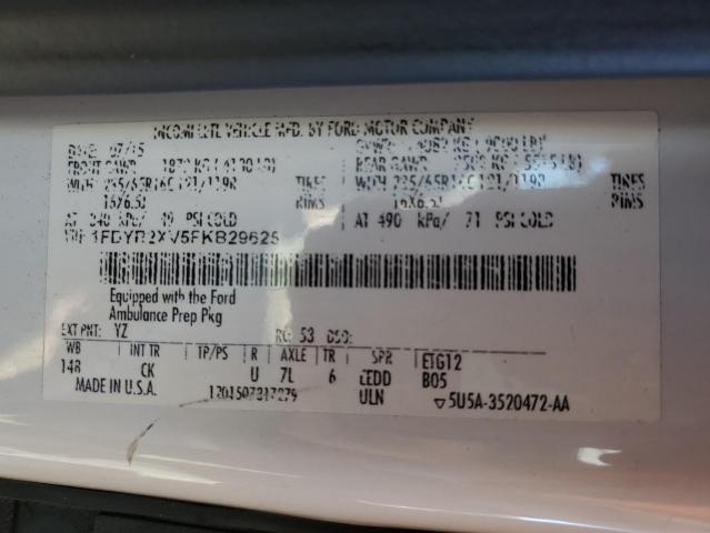 60746225 :رقم المزاد ، 1FDYR2XV5FKB29625 vin ، 2015 Ford Transit T- مزاد بيع