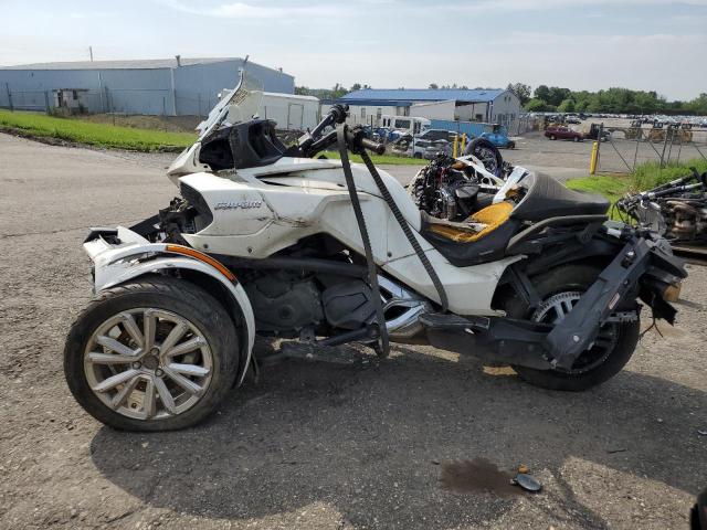 62663225 :رقم المزاد ، 2BXREDD25HV002699 vin ، 2017 Can-am Spyder Roadster مزاد بيع