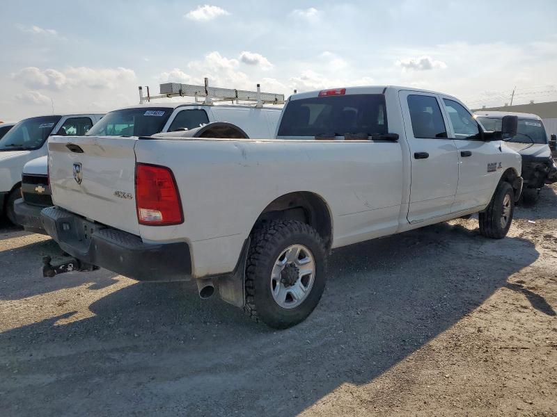 59262555 :رقم المزاد ، 3C6UR5HLXJG364742 vin ، 2018 Ram 2500 St مزاد بيع