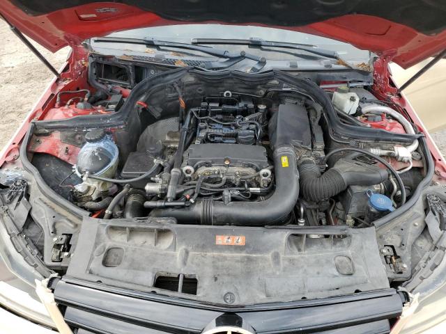 Продажа на аукционе авто 2013 Mercedes-benz C 250, vin: WDDGF4HB1DR293392, номер лота: 61651215