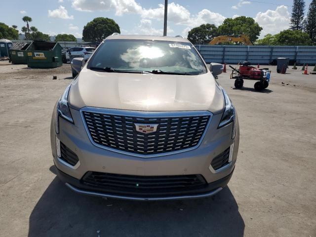 61165375 :رقم المزاد ، 1GYKNCRS1NZ126722 vin ، 2022 Cadillac Xt5 Premiu مزاد بيع