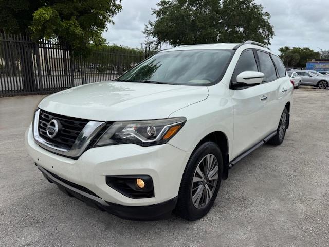Продажа на аукционе авто 2017 Nissan Pathfinder, vin: 5N1DR2MM1HC627750, номер лота: 60175325