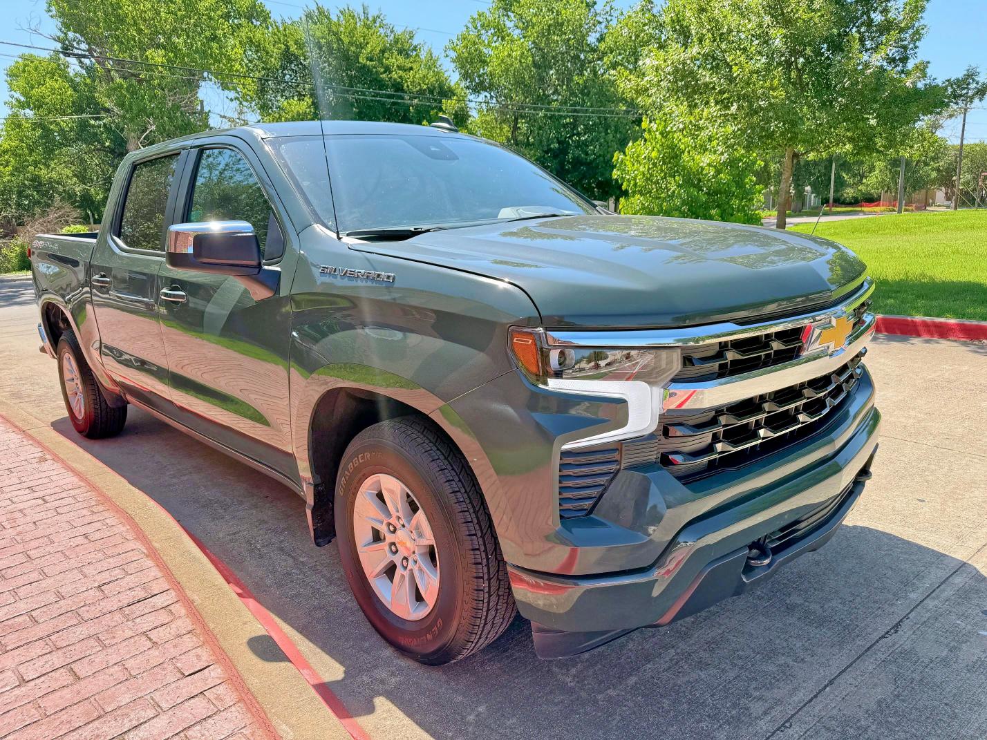 Продажа на аукционе авто 2025 Chevrolet Silverado, vin: 1GCUKDED8SZ171415, номер лота: 61592605