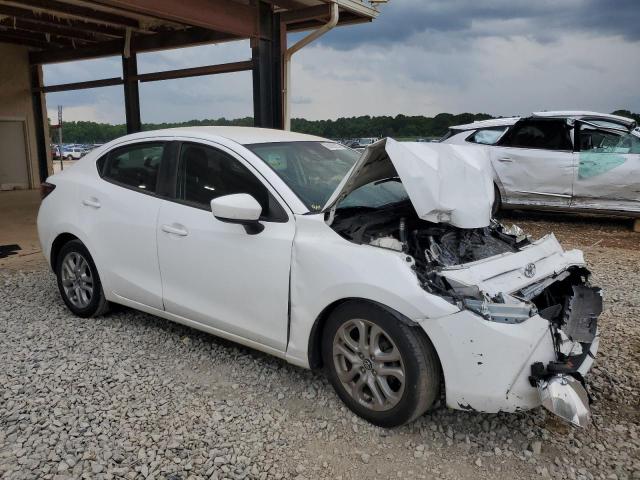 2018 Toyota Yaris Ia მანქანა იყიდება აუქციონზე, vin: 3MYDLBYV7JY320641, აუქციონის ნომერი: 60896225