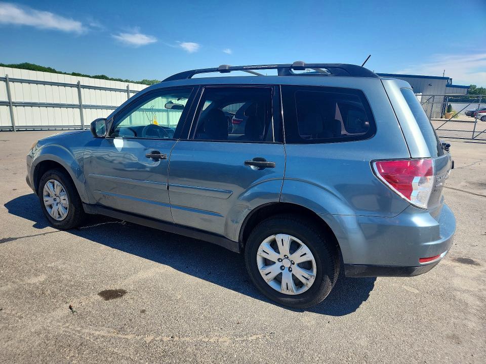 58416286 :رقم المزاد ، JF2SH6BC6AH779811 vin ، 2010 Subaru Forester مزاد بيع