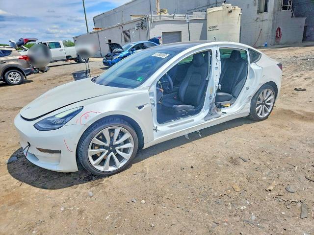 55760086 :رقم المزاد ، 5YJ3E1EBXLF638745 vin ، 2020 Tesla Model 3 مزاد بيع