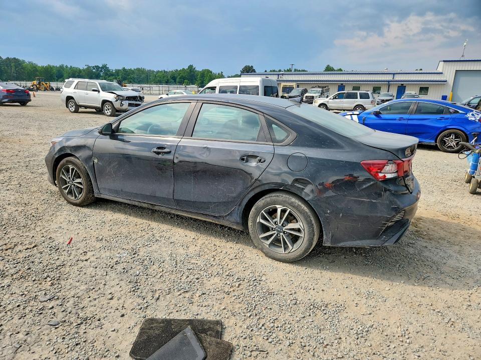 56587576 :رقم المزاد ، 3KPF24AD7RE744535 vin ، 2024 Kia Forte مزاد بيع