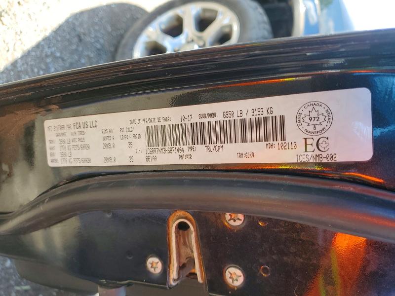 57063286 :رقم المزاد ، 1C6RR7NM3HS871404 vin ، 2017 Ram 1500 مزاد بيع