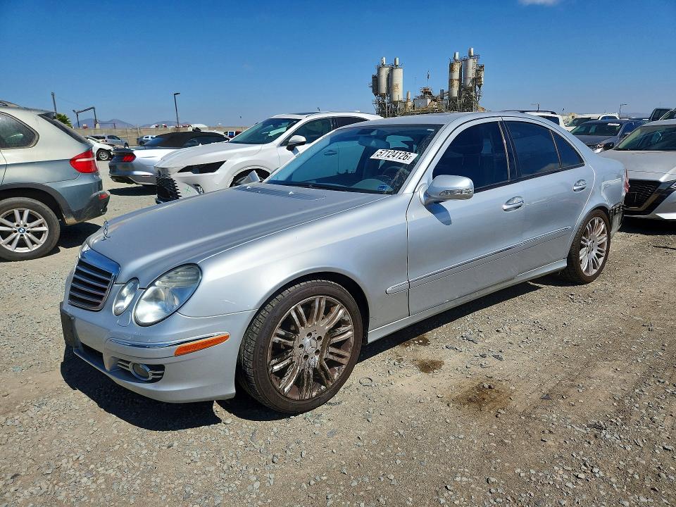 57124126 :رقم المزاد ، WDBUF72X97B036673 vin ، 2007 Mercedes-benz E مزاد بيع