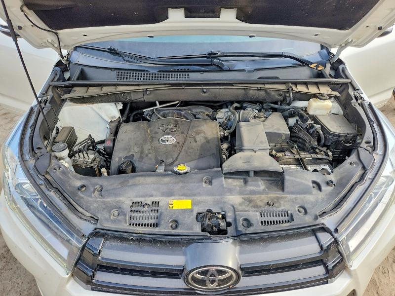 Продаж на аукціоні авто 2017 Toyota Highlander, vin: 5TDJZRFH3HS457258, номер лоту: 55929546