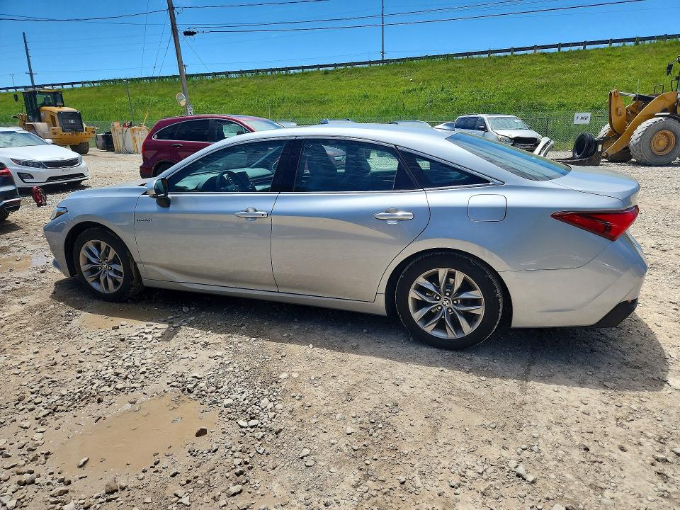 58403566 :رقم المزاد ، 4T1AA1ABXMU005403 vin ، 2021 Toyota Avalon مزاد بيع
