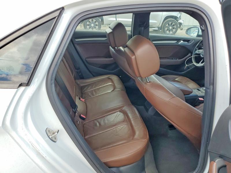 56592946 :رقم المزاد ، WAUB8GFFXH1010544 vin ، 2017 Audi A3 مزاد بيع