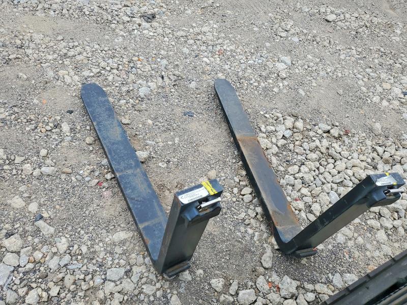 Продажа на аукционе авто 2005 Komatsu Unknown, vin: 211925A, номер лота: 57743816