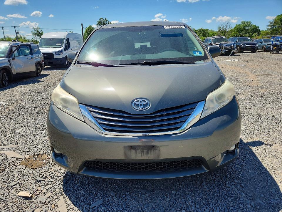 Aukcja sprzedaży 2012 Toyota Sienna, vin: 5TDDK3DC2CS044374, numer aukcji: 52732686