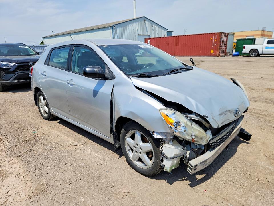 73340855 :رقم المزاد ، 2T1KU4EE5BC713865 vin ، 2011 Toyota Matrix مزاد بيع