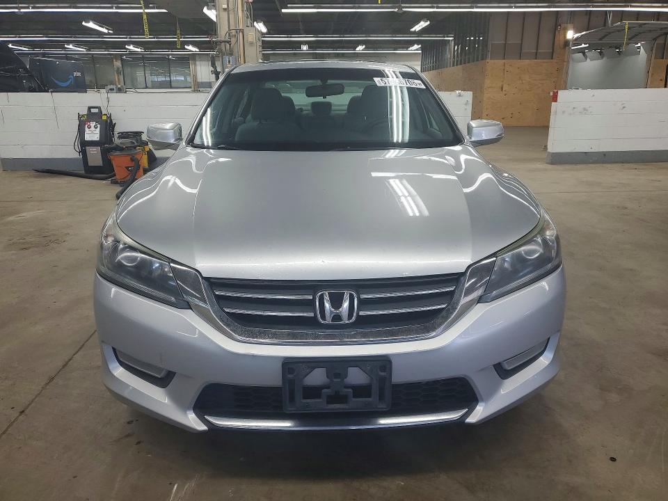2013 Honda Accord მანქანა იყიდება აუქციონზე, vin: 1HGCR2F76DA055380, აუქციონის ნომერი: 57636706