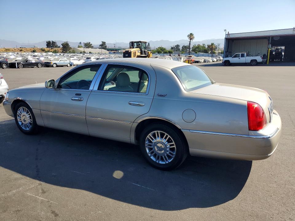 Aukcja sprzedaży 2010 Lincoln Town Car, vin: 2LNBL8CV6AX623823, numer aukcji: 58449446