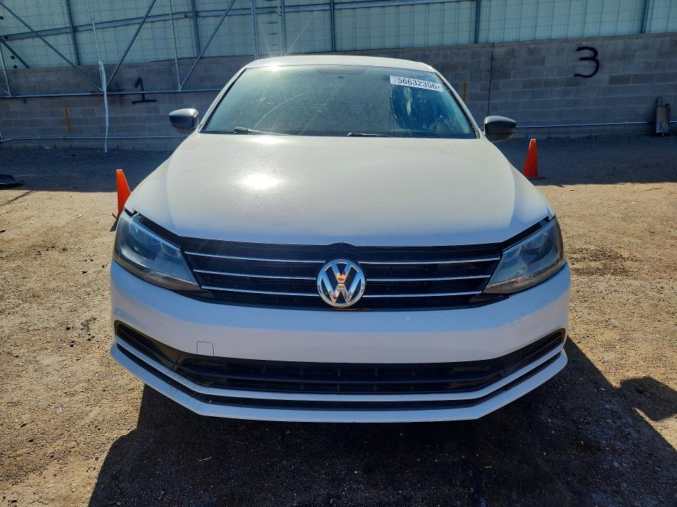 2015 Volkswagen Jetta მანქანა იყიდება აუქციონზე, vin: 3VWD17AJ5FM332775, აუქციონის ნომერი: 56632356
