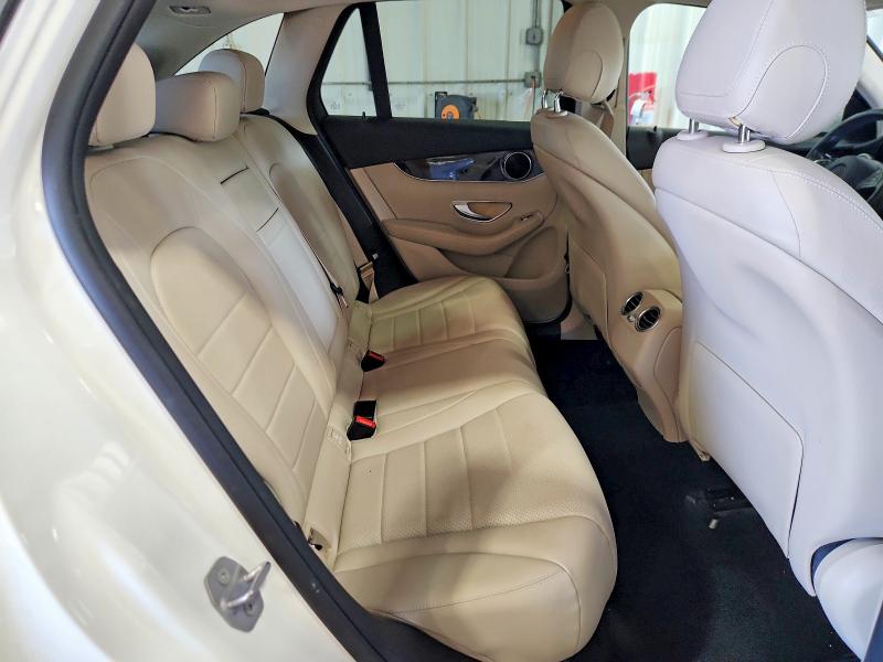 58401056 :رقم المزاد ، WDC0G4KB3GF076900 vin ، 2016 Mercedes-benz Glc مزاد بيع