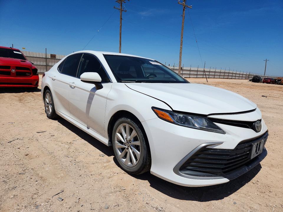 2021 Toyota Camry მანქანა იყიდება აუქციონზე, vin: 4T1C11AK1MU490698, აუქციონის ნომერი: 55703366