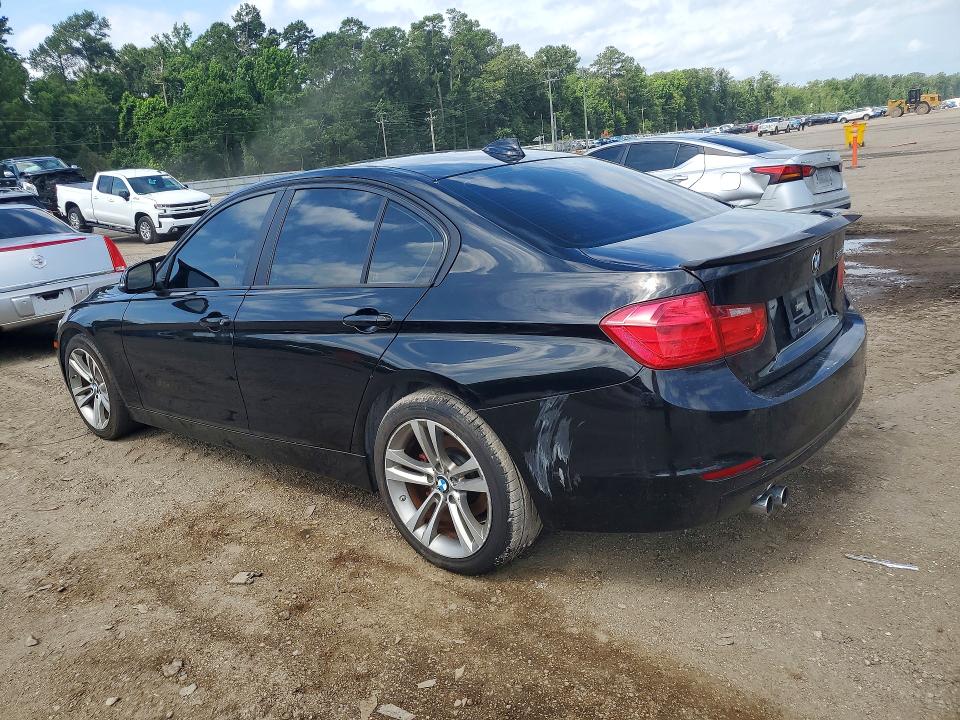 56173276 :رقم المزاد ، WBA3C1C50FK120358 vin ، 2015 Bmw 328 مزاد بيع
