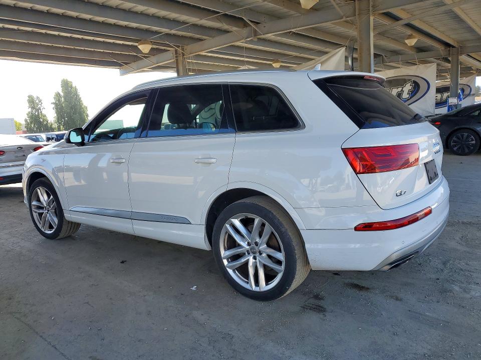 Продажа на аукционе авто 2017 Audi Q7, vin: WA1VAAF71HD011097, номер лота: 56460616