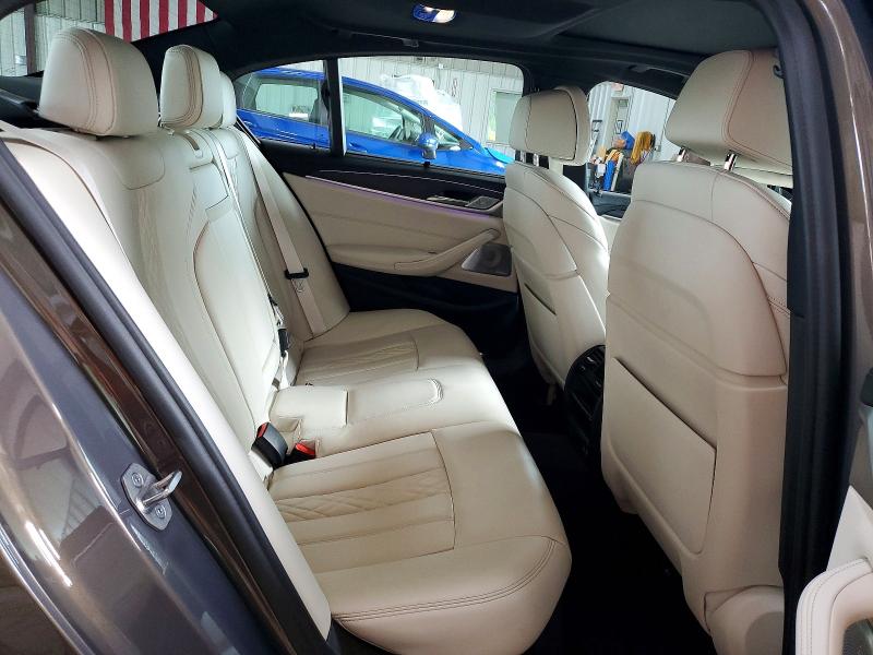 58273166 :رقم المزاد ، WBA13BK0XNCH90191 vin ، 2022 Bmw M550xi مزاد بيع