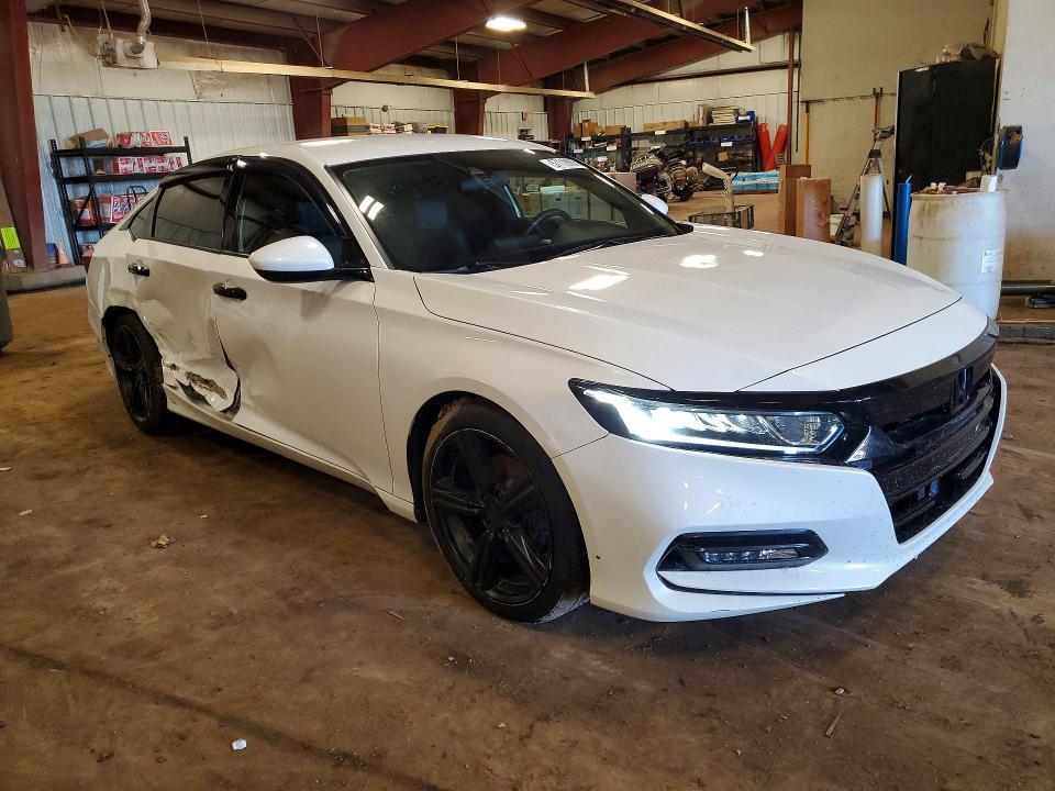 Продажа на аукционе авто 2019 Honda Accord, vin: 1HGCV1F3XKA053339, номер лота: 57118806