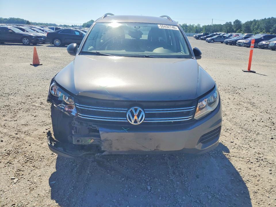 55432746 :رقم المزاد ، WVGBV7AX4GW520798 vin ، 2016 Volkswagen Tiguan مزاد بيع