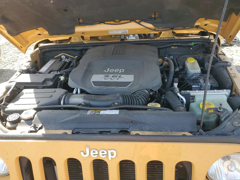 56846406 :رقم المزاد ، 1C4HJWEG3DL628745 vin ، 2013 Jeep Wrangler Unlimited مزاد بيع