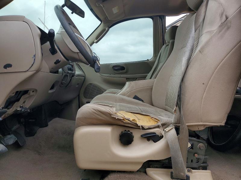 57867486 :رقم المزاد ، 2FTRX17203CA26479 vin ، 2003 Ford F150 مزاد بيع