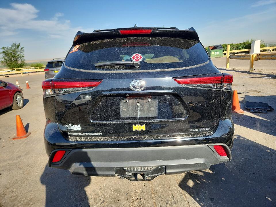 Продажа на аукционе авто 2022 Toyota Highlander, vin: 5TDHZRBH1NS245443, номер лота: 57923426