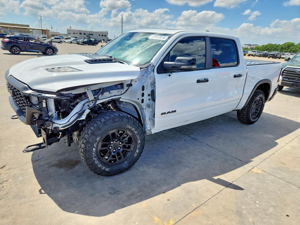 57013916 :رقم المزاد ، 1C6SRFLP7SN724310 vin ، 2025 Ram 1500 مزاد بيع