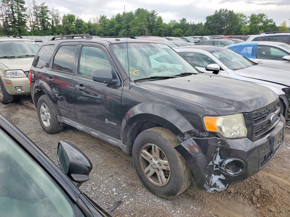 2011 Ford Escape მანქანა იყიდება აუქციონზე, vin: 1FMCU5K33BKB35479, აუქციონის ნომერი: 58799256
