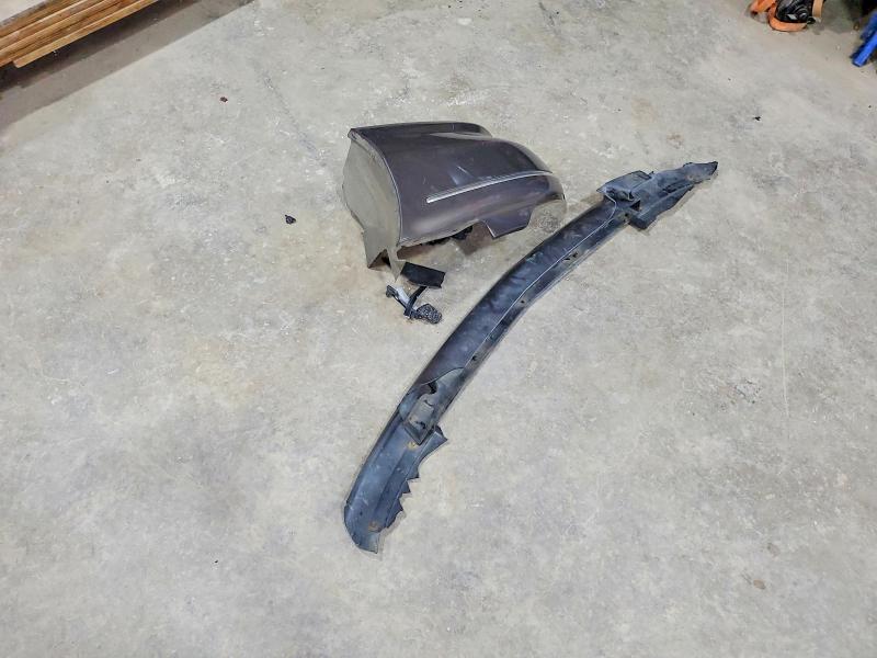 2002 Buick Century მანქანა იყიდება აუქციონზე, vin: 2G4WS52J121201643, აუქციონის ნომერი: 58128386