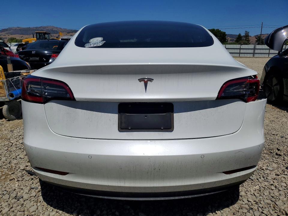 Продажа на аукционе авто 2021 Tesla Model 3, vin: 5YJ3E1EA3MF095733, номер лота: 55595786