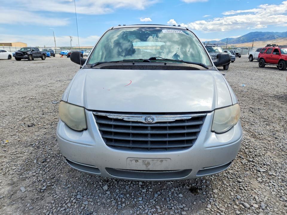 58829176 :رقم المزاد ، 2C4GP54L95R180569 vin ، 2005 Chrysler Town & Country مزاد بيع