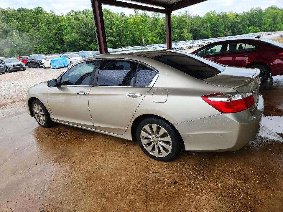 Продажа на аукционе авто 2015 Honda Accord, vin: 1HGCR2F37FA257189, номер лота: 58625166